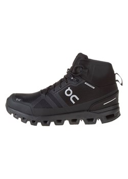 ON RUNNING Botki turystyczne &quot;Cloudrock Waterproof 1&quot; w kolorze czarnym ze sklepu Limango Polska w kategorii Buty trekkingowe męskie - zdjęcie 177465958