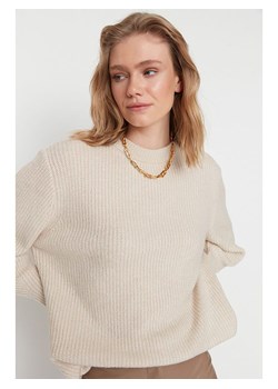 trendyol Sweter w kolorze beżowym ze sklepu Limango Polska w kategorii Swetry damskie - zdjęcie 177468146