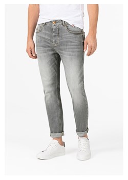 Timezone Dżinsy &quot;DwyaneTZ&quot; - Slim fit - w kolorze szarym ze sklepu Limango Polska w kategorii Jeansy męskie - zdjęcie 177469769