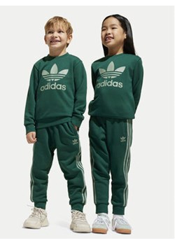 adidas Dres adicolor JC6611 Zielony Regular Fit ze sklepu MODIVO w kategorii Komplety chłopięce - zdjęcie 177489728