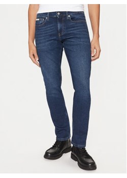 Calvin Klein Jeans Jeansy J30J326530 Granatowy Slim Fit ze sklepu MODIVO w kategorii Jeansy męskie - zdjęcie 177544625