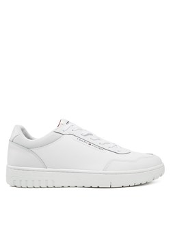 Sneakersy Tommy Hilfiger Th Basket Core Lth Pinperf FM0FM05466 Biały ze sklepu eobuwie.pl w kategorii Buty sportowe męskie - zdjęcie 177560506