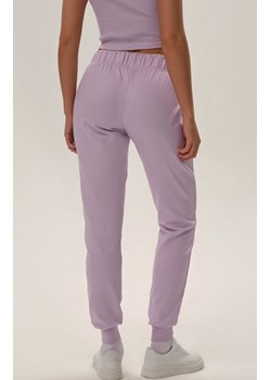 Esotiq spodnie dresowe damskie Bloovii Jamile 42121-04X, Kolor fioletowy, Rozmiar L, BLOOVII ze sklepu Primodo w kategorii Spodnie damskie - zdjęcie 177563687