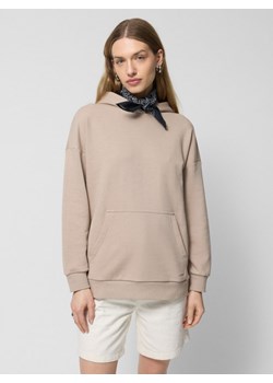 Damska bluza nierozpinana z kapturem Outhorn OTHWSS24TSWSF1641 - beżowa ze sklepu Sportstylestory.com w kategorii Bluzy damskie - zdjęcie 177576558