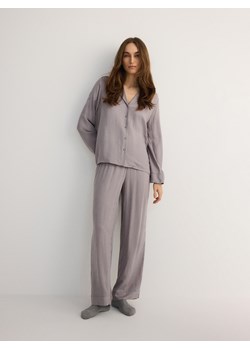 Reserved - Dwuczęściowa piżama z wiskozy - jasnoszary ze sklepu Reserved w kategorii Piżamy damskie - zdjęcie 177581469