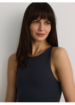 Reserved - Gładkie body slim fit - granatowy ze sklepu Reserved w kategorii Bluzki damskie - zdjęcie 177583618