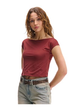 Cropp - Bordowa dopasowana koszulka - kasztanowy ze sklepu Cropp w kategorii Bluzki damskie - zdjęcie 177589328