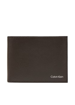 Duży Portfel Męski Calvin Klein Warmth Bifold 5cc W/Coin L K50K512790 Brązowy ze sklepu eobuwie.pl w kategorii Portfele męskie - zdjęcie 177594136