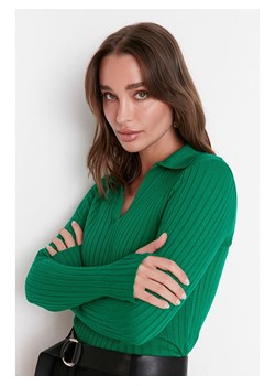 trendyol Sweter w kolorze zielonym - id: 16255871 - marki Trendyol - 177630088 trendyol Sweter w kolorze zielonym ze sklepu Limango Polska w kategorii Swetry damskie - zdjęcie 177630088