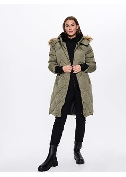 CANADA weather gear Płaszcz zimowy w kolorze khaki ze sklepu Limango Polska w kategorii Kurtki damskie - zdjęcie 177637578