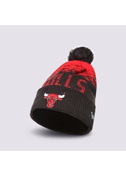 NEW ERA NBA CHICAGO BULLS POM BEANIE HAT CHICAGO BULLS OTC ze sklepu Sizeer w kategorii Czapki zimowe męskie - zdjęcie 177665566