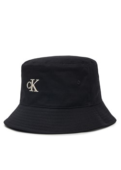 Kapelusz Calvin Klein Jeans Embroidered Monogram Bucket Hat LV04K5020G Czarny ze sklepu eobuwie.pl w kategorii Kapelusze damskie - zdjęcie 177720836