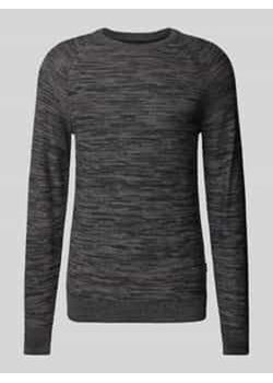 Sweter z dzianiny z detalem z logo ze sklepu Peek&Cloppenburg  w kategorii Swetry męskie - zdjęcie 177805899