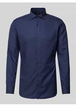 Koszula casualowa o kroju slim fit z kołnierzykiem typu kent model ‘PARKER’ ze sklepu Peek&Cloppenburg  w kategorii Koszule męskie - zdjęcie 177805997