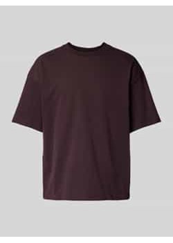 T-shirt o pudełkowym kroju z okrągłym dekoltem ze sklepu Peek&Cloppenburg  w kategorii T-shirty męskie - zdjęcie 177829987