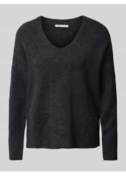Sweter z dzianiny o kroju relaxed fit z dekoltem w serek ze sklepu Peek&Cloppenburg  w kategorii Swetry damskie - zdjęcie 177834699
