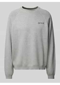 Sweter z dzianiny z prążkowanymi wykończeniami ze sklepu Peek&Cloppenburg  w kategorii Swetry męskie - zdjęcie 177849389
