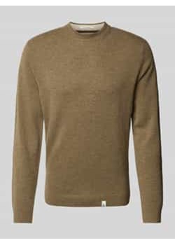 Sweter z dzianiny z detalami z logo ze sklepu Peek&Cloppenburg  w kategorii Swetry męskie - zdjęcie 177849649