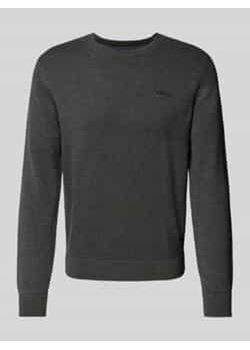Sweter z dzianiny o kroju regular fit z czystej bawełny z wyhaftowanym logo ze sklepu Peek&Cloppenburg  w kategorii Swetry męskie - zdjęcie 177854529