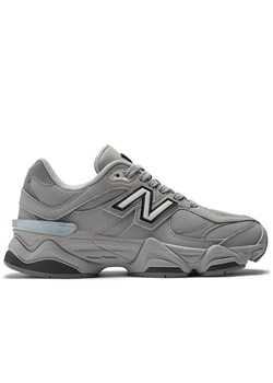 Buty dziecięce New Balance GC9060GB - szare ze sklepu streetstyle24.pl w kategorii Buty sportowe dziecięce - zdjęcie 177862465