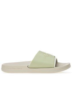 Klapki Calvin Klein Slide Monogram TPU YW0YW00585-0F4 - zielone ze sklepu streetstyle24.pl w kategorii Klapki damskie - zdjęcie 177862627