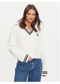 Tommy Jeans Sweter DW0DW19685 Écru Regular Fit ze sklepu MODIVO w kategorii Swetry damskie - zdjęcie 177874475