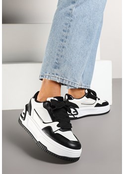 Czarno-Białe Sneakersy na Grubej Tłoczonej Podeszwie Deoliera ze sklepu born2be.pl w kategorii Buty sportowe damskie - zdjęcie 177892418