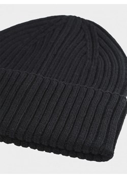 Damska czapka zimowa Outhorn OTHWAW24ACAPF544 - czarna ze sklepu Sportstylestory.com w kategorii Czapki zimowe damskie - zdjęcie 177895135