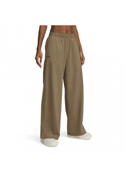 Damskie spodnie treningowe Under Armour Armoursport Wide Leg Pant - oliwkowe/khaki ze sklepu Sportstylestory.com w kategorii Spodnie damskie - zdjęcie 177895585