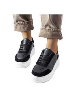 Czarne sneakersy na grubej platformie Seluci ze sklepu ButyModne.pl w kategorii Buty sportowe damskie - zdjęcie 177969628