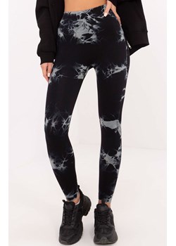Legginsy z efektem tie-dye NM-LG-AB622.15X, Kolor czarny-wzór, Rozmiar L/XL, VINCEOTTO ze sklepu Primodo w kategorii Spodnie damskie - zdjęcie 178011327