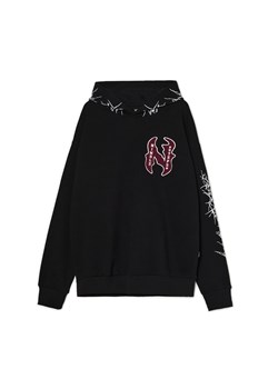 Cropp - Bluza hoodie z nadrukami i naszywką - czarny ze sklepu Cropp w kategorii Bluzy męskie - zdjęcie 178033476