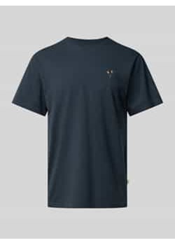 T-shirt z okrągłym dekoltem model ‘FLOWER’ ze sklepu Peek&Cloppenburg  w kategorii T-shirty męskie - zdjęcie 178039065