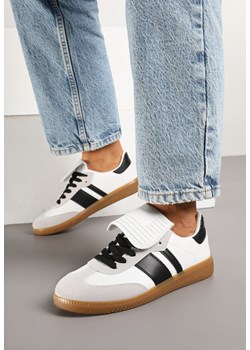 Biało-Czarne Sneakersy w Stylu Tenisówek z Wywinięciem Aveloren ze sklepu renee.pl w kategorii Buty sportowe damskie - zdjęcie 178051285