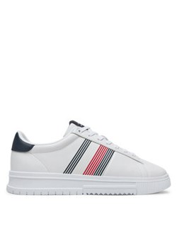 Tommy Hilfiger Sneakersy Supercup Lth Seasonal FM0FM05129 Biały ze sklepu MODIVO w kategorii Buty sportowe męskie - zdjęcie 178057938