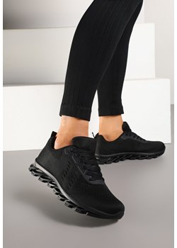 Czarne Buty Sportowe Sneakersy z Tłoczoną Podeszwą Leathrose ze sklepu born2be.pl w kategorii Buty sportowe damskie - zdjęcie 178068309