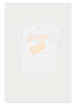 Guess T-Shirt J5GI00 K6YW4 Biały Regular Fit ze sklepu MODIVO w kategorii Bluzki dziewczęce - zdjęcie 178080809