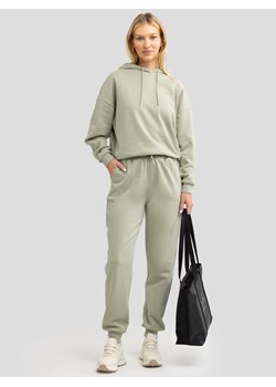 Spodnie damskie dresowe pistacjowe Foxie 302/ Megan 302 ze sklepu Big Star w kategorii Spodnie damskie - zdjęcie 178091108