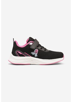 Czarno-Fuksjowe Buty Sportowe Sneakersy Ozdobione Naszywką Avelvesia ze sklepu born2be.pl w kategorii Buty sportowe dziecięce - zdjęcie 178091325