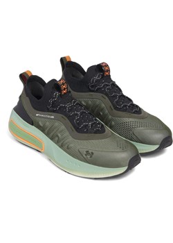 Sneakersy uniseks Under Armour UA U Phantom 4 Rflct - zielone ze sklepu Sportstylestory.com w kategorii Buty sportowe damskie - zdjęcie 178095599