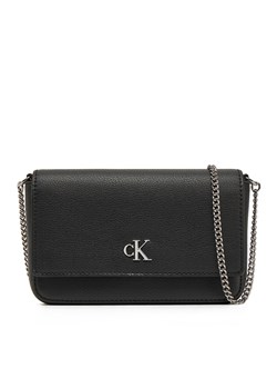 Torebka Calvin Klein Jeans Minimal Monogram Ew Flap Ph/Cb19 LV04K1027G Czarny ze sklepu eobuwie.pl w kategorii Kopertówki - zdjęcie 178114029