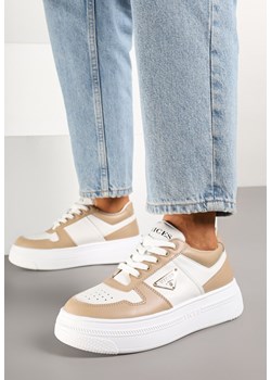 Beżowo-Białe Sneakersy Vices na Grubej Podeszwie z Geometryczną Ozdobą i Perforacją Karvesa ze sklepu born2be.pl w kategorii Buty sportowe damskie - zdjęcie 178119509