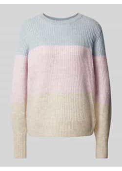 Sweter z dzianiny z okrągłym dekoltem model ‘POLLIE’ ze sklepu Peek&Cloppenburg  w kategorii Swetry damskie - zdjęcie 178145026