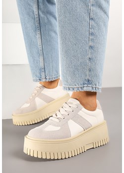 Beżowo-Szare Sneakersy w Stylu Tenisówek na Platformie z Tłoczeniami Firreis ze sklepu born2be.pl w kategorii Buty sportowe damskie - zdjęcie 178148399