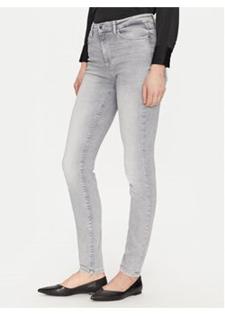 Guess Jeansy W5RA46 D5L81 Szary Skinny Fit ze sklepu MODIVO w kategorii Jeansy damskie - zdjęcie 178149258