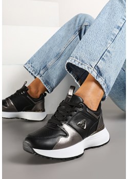Czarne Sneakersy z Perforacją i Ozdobnymi Metalicznymi Wstawkami Kamirea ze sklepu born2be.pl w kategorii Buty sportowe damskie - zdjęcie 178150469