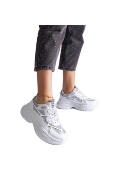 Białe sneakersy z brokatowymi wstawkami ze sklepu ButyModne.pl w kategorii Buty sportowe damskie - zdjęcie 178153186