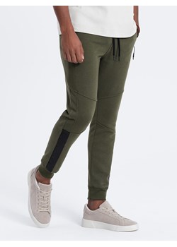 Spodnie męskie dresowe z przeszyciami - khaki V1 OM-PASK-0137 ze sklepu ombre w kategorii Spodnie męskie - zdjęcie 178181936