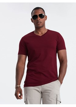 Męska klasyczna bawełniana koszulka z dekoltem w serek BASIC - bordowa V9 OM-TSBS-0145 ze sklepu ombre w kategorii T-shirty męskie - zdjęcie 178182378