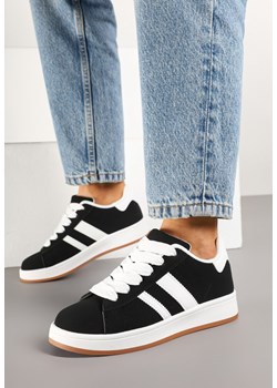 Czarno-Białe Sneakersy z Ozdobnymi Naszywkami z Boku Galdexis ze sklepu born2be.pl w kategorii Buty sportowe damskie - zdjęcie 178182869